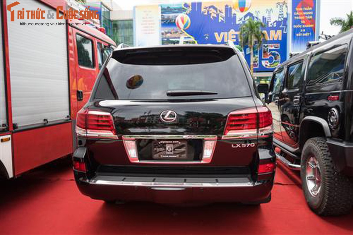 Can canh Lexus LX570 boc thep cua Cong An Viet Nam-Hinh-5